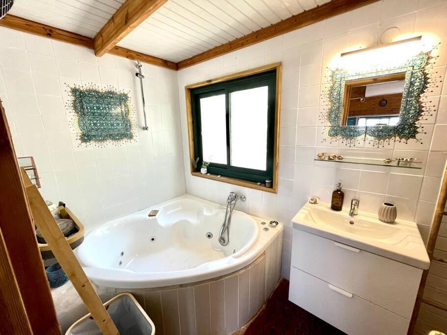 Solara Cabin Amirim Exterior photo