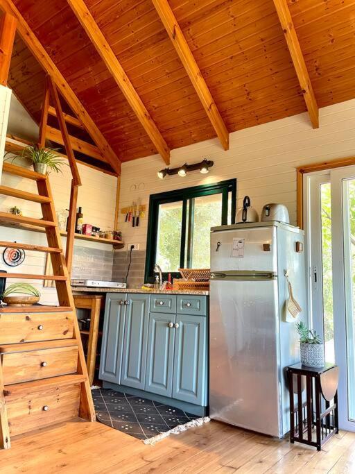 Solara Cabin Amirim Exterior photo