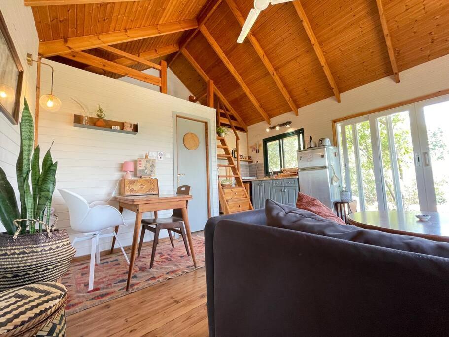 Solara Cabin Amirim Exterior photo